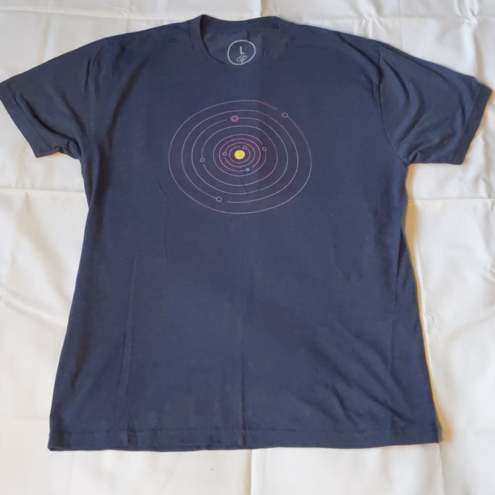 Cotton Bureau graphic tee - Pale Blue Dot